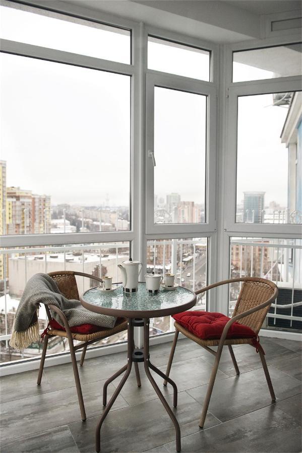 Allurapart Andersen Kiev Bagian luar foto